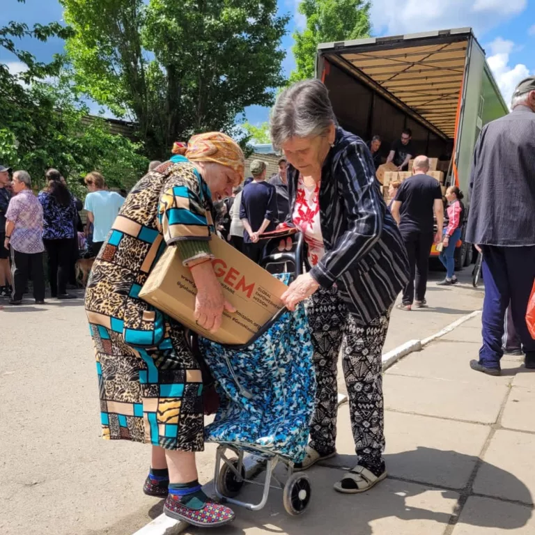 26.05-gumanitarka-obklad-1