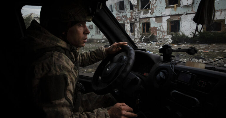 xxUkraine-Pokrovsk-Civilians-bkvh-facebookJumbo