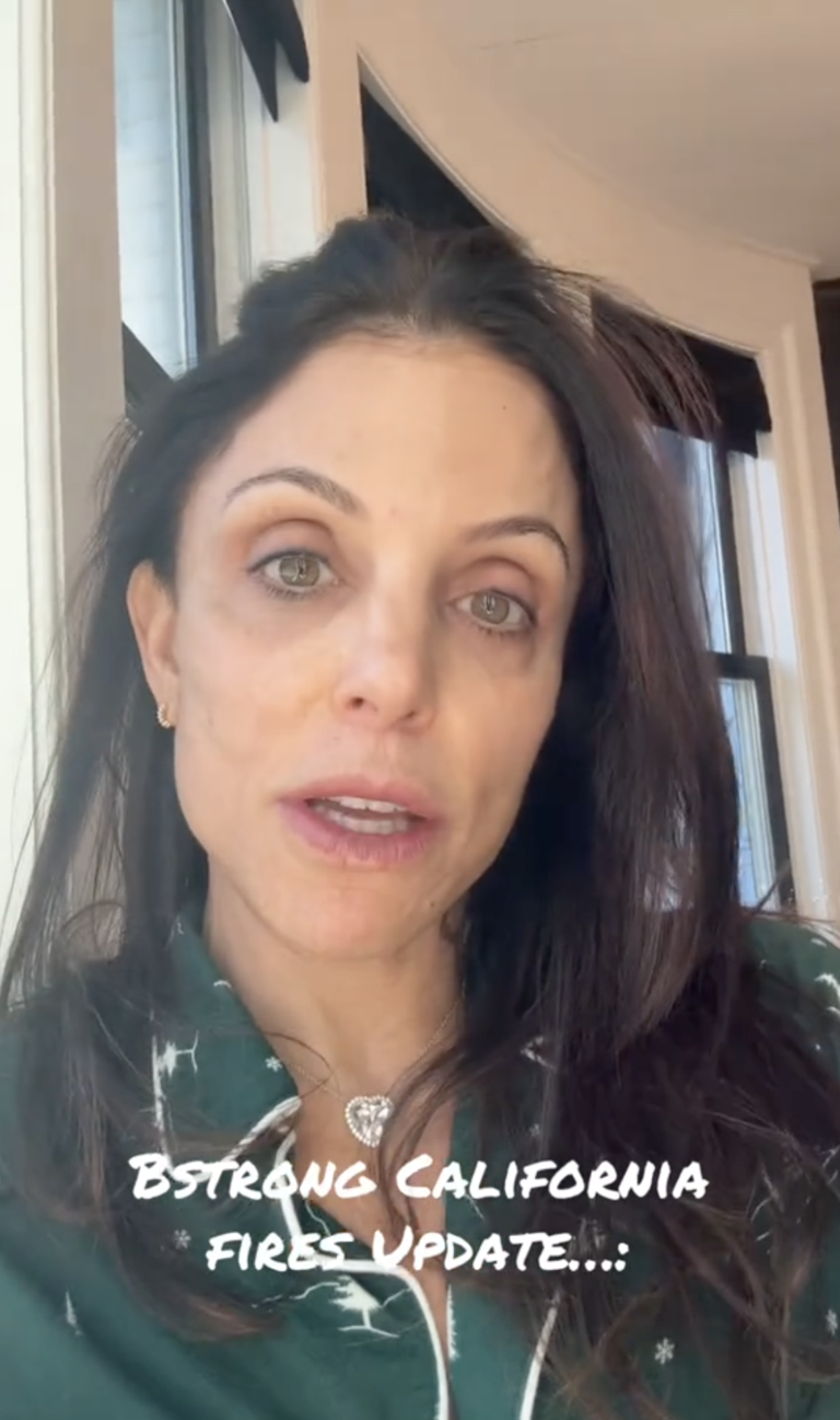 bethenny-frankel-sends-cash-cards-96424591