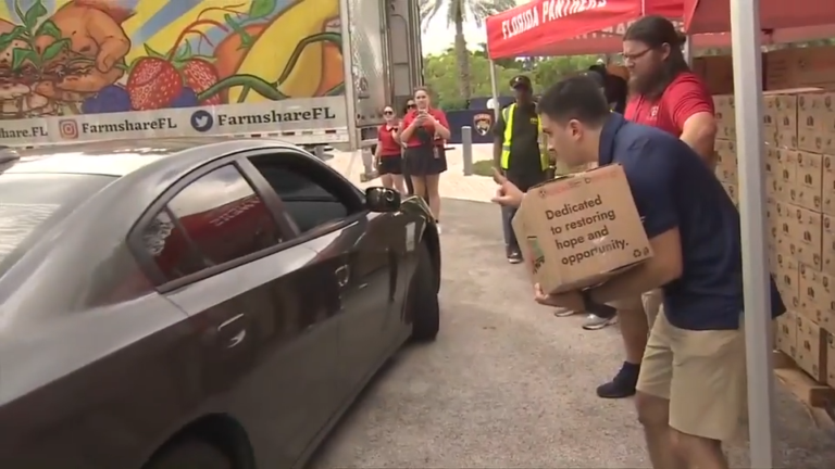 non-profit-organizations-unite-for-hurricane-preparedness-drives-across-florida-wsvn-7news-miami-new