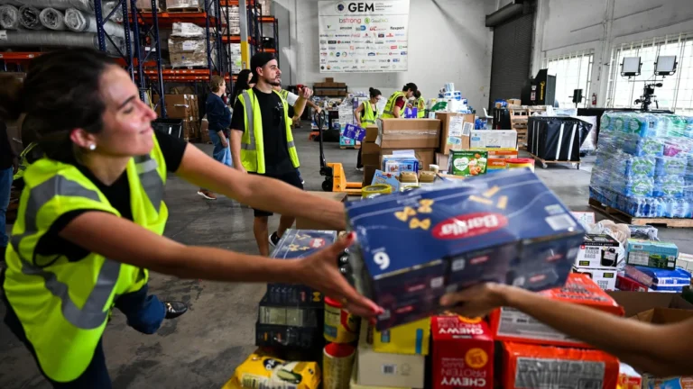 cbsmimai-venezuela-aid-2